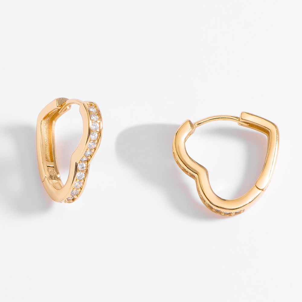Heart earrings crystal stones 18k gold